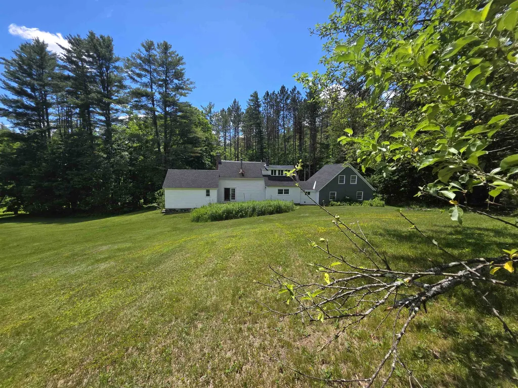 596 Four Chimneys Road Grafton VT 05146