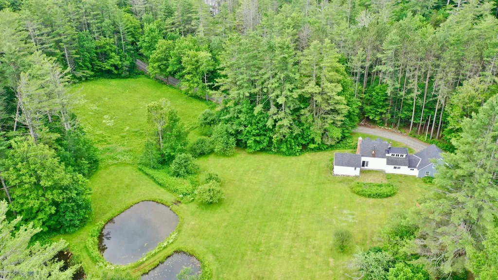 596 Four Chimneys Road Grafton VT 05146