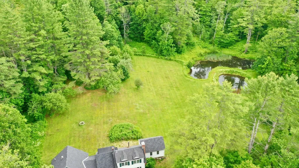 596 Four Chimneys Road Grafton VT 05146