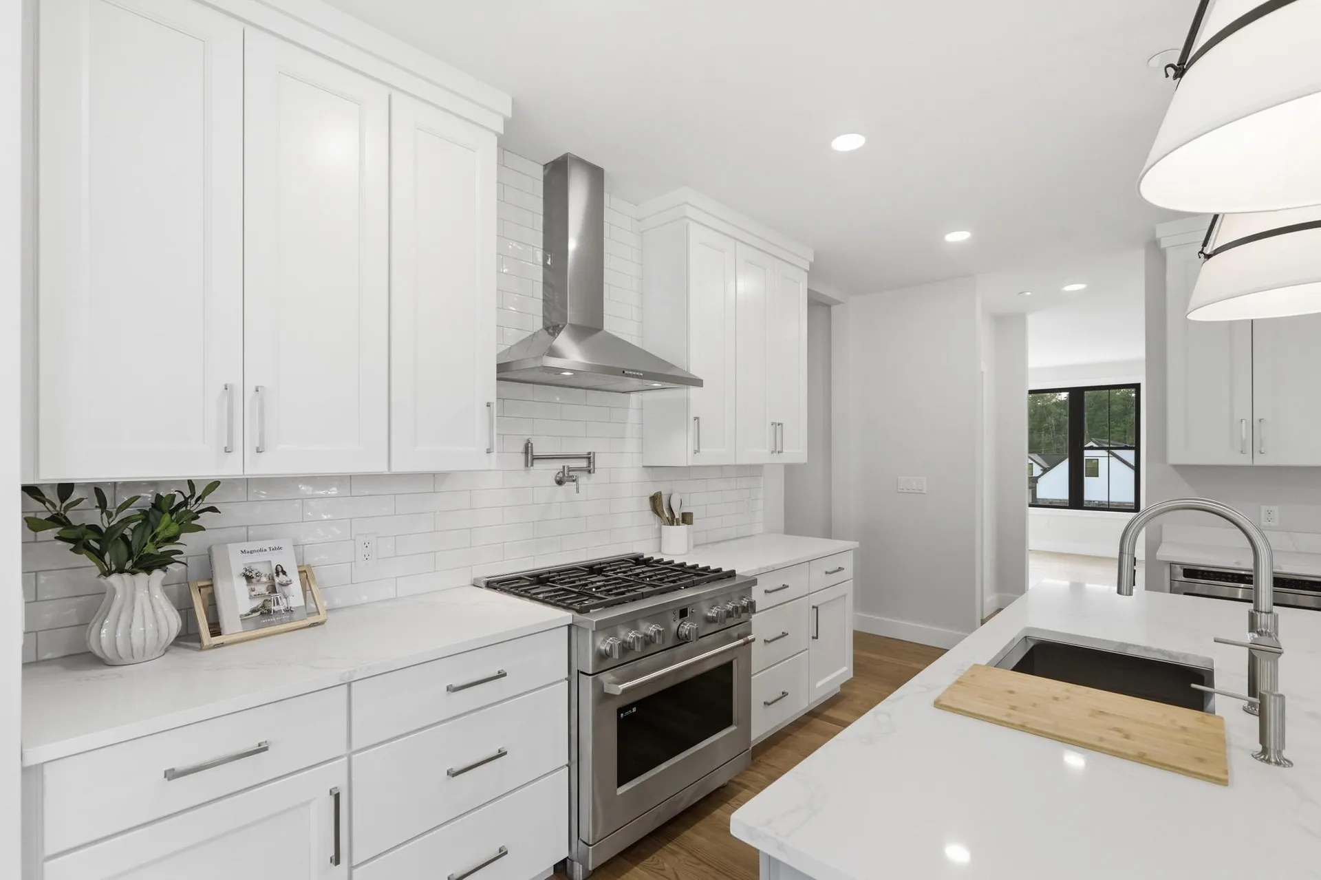 17 Newbury Road Pelham NH 03076