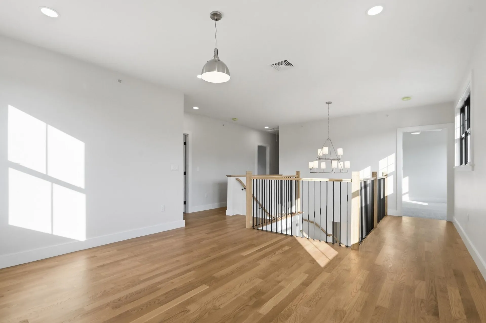 17 Newbury Road Pelham NH 03076