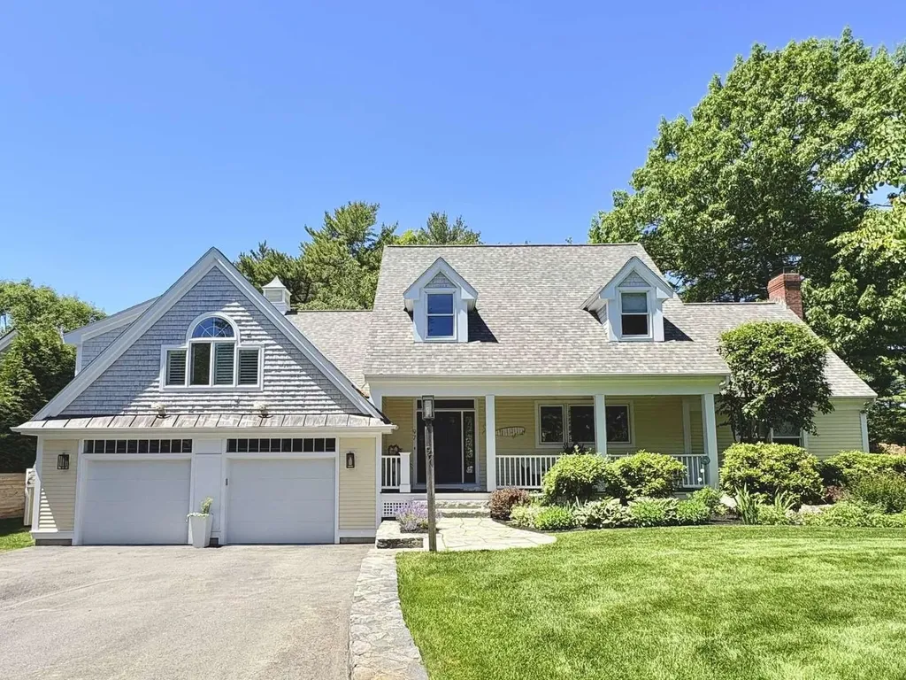 97 Abigale Lane New Castle NH 03854