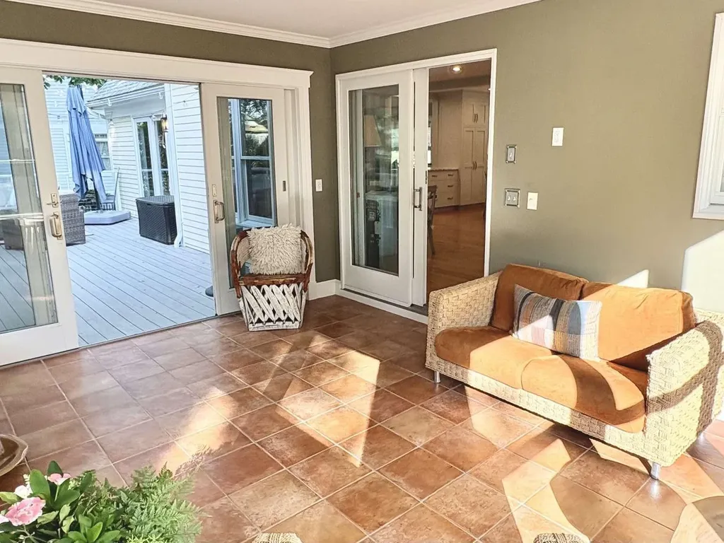 97 Abigale Lane New Castle NH 03854