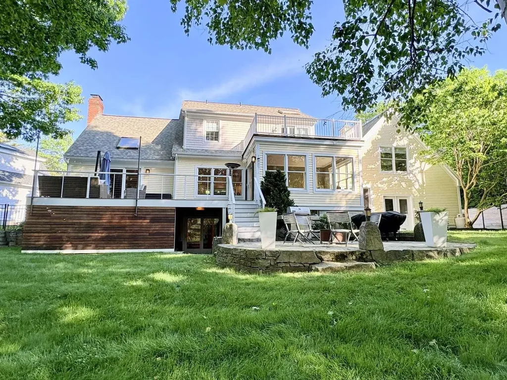 97 Abigale Lane New Castle NH 03854