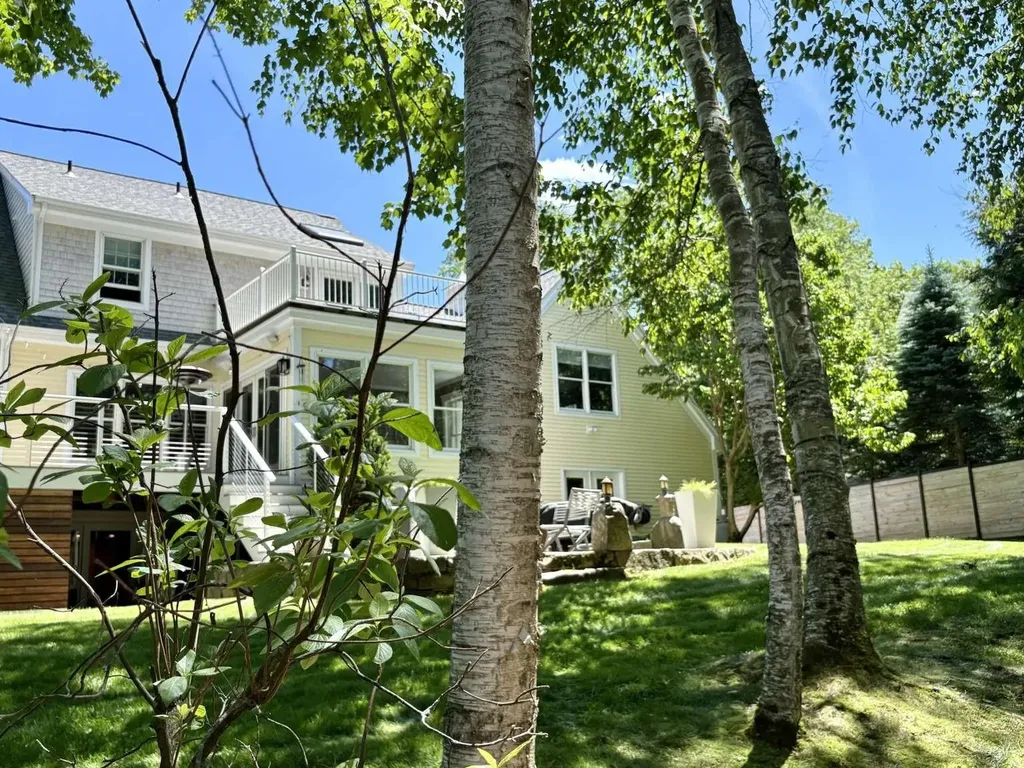 97 Abigale Lane New Castle NH 03854