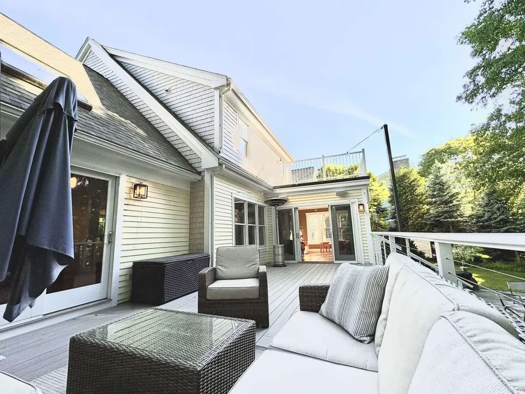 97 Abigale Lane New Castle NH 03854