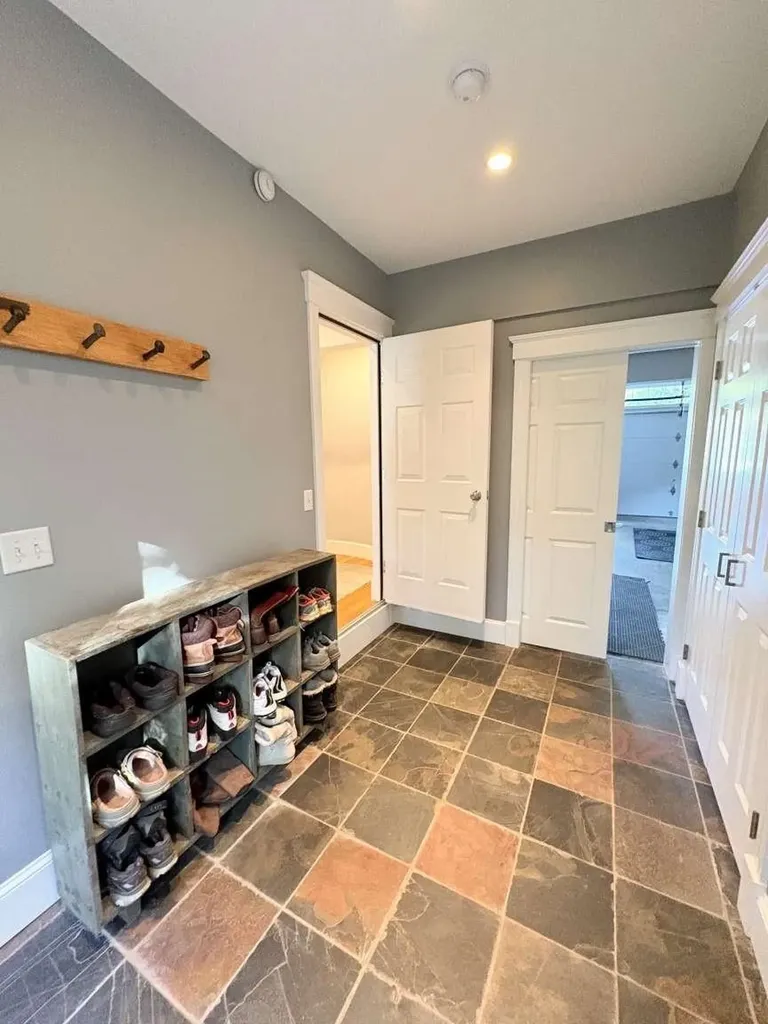97 Abigale Lane New Castle NH 03854