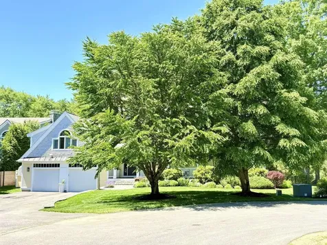 97 Abigale Lane New Castle NH 03854