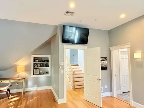 97 Abigale Lane New Castle NH 03854