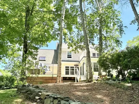 97 Abigale Lane New Castle NH 03854