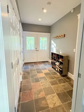 97 Abigale Lane New Castle NH 03854