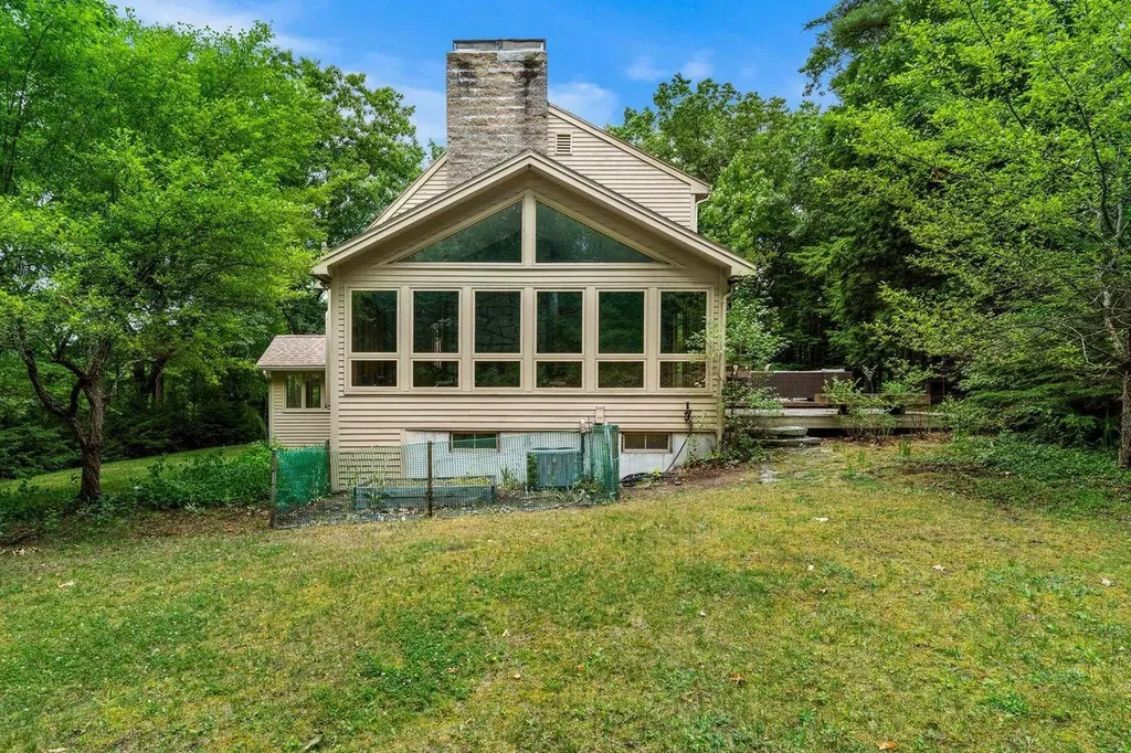 9 Pavillion Road Amherst NH 03031