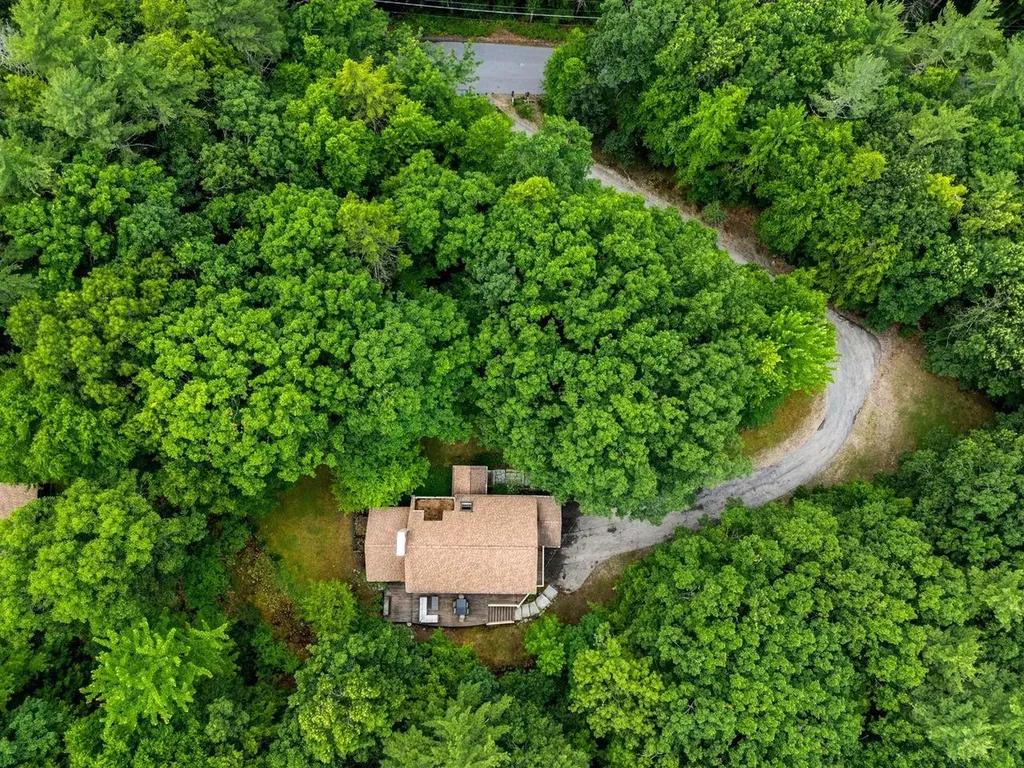9 Pavillion Road Amherst NH 03031