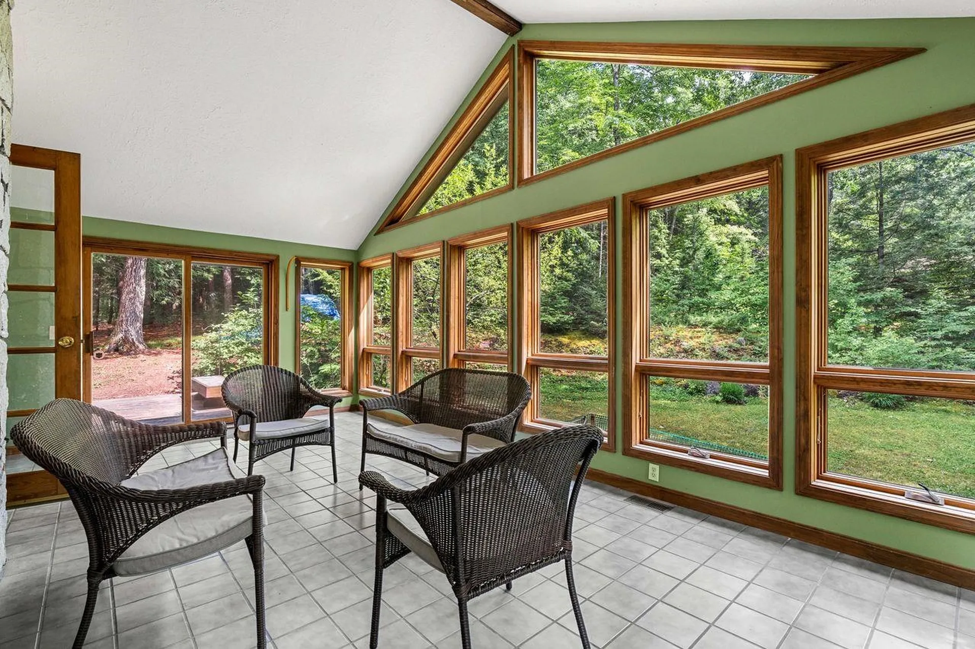 9 Pavillion Road Amherst NH 03031