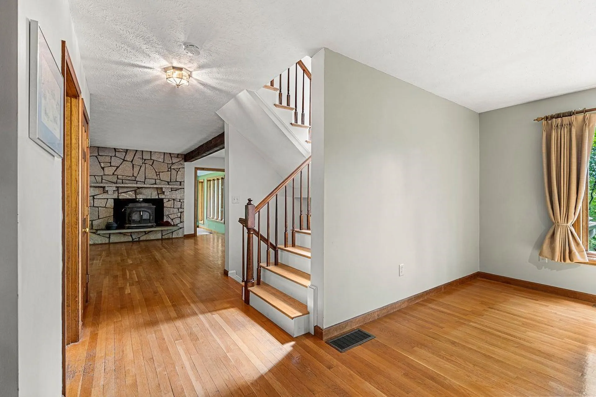 9 Pavillion Road Amherst NH 03031