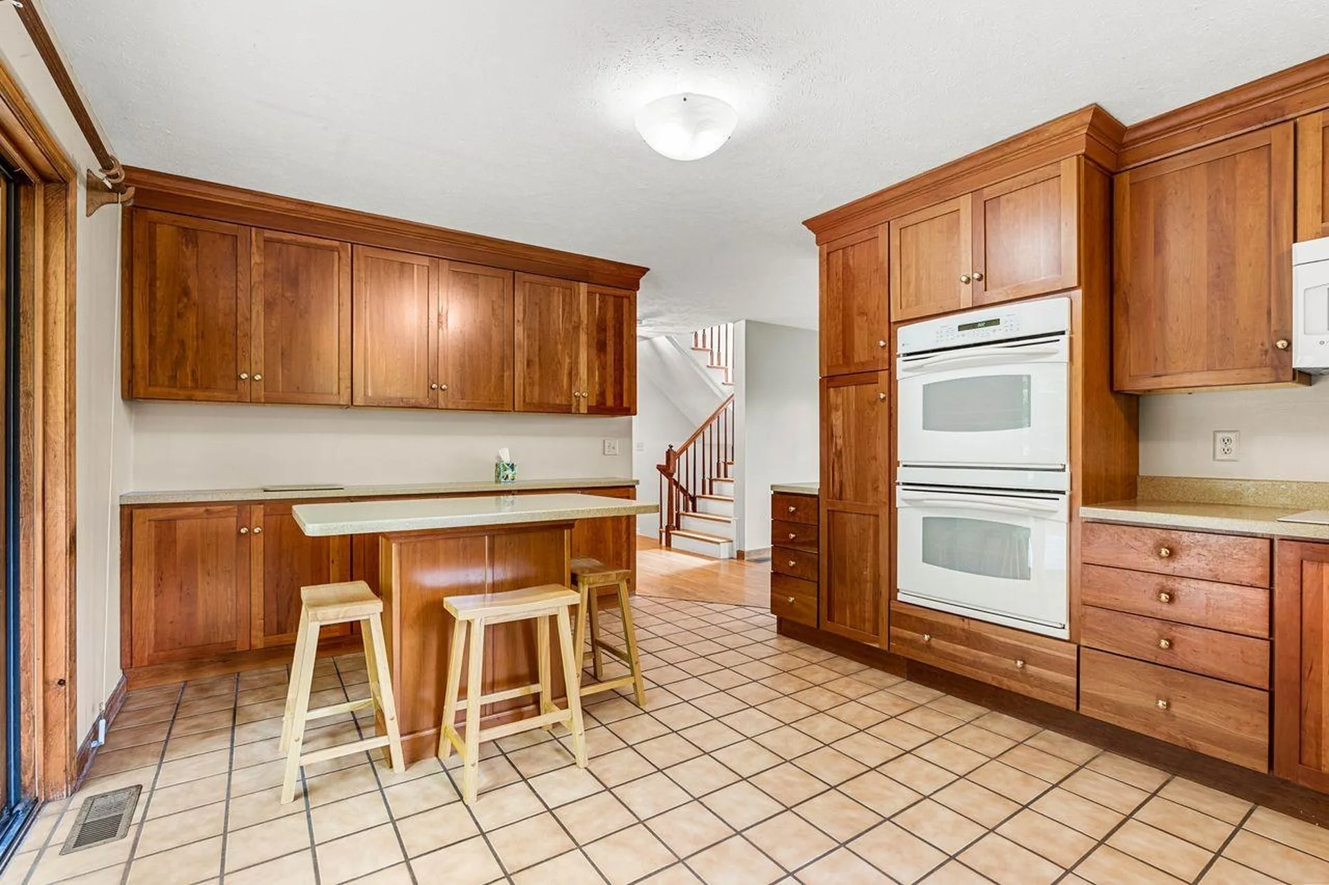 9 Pavillion Road Amherst NH 03031