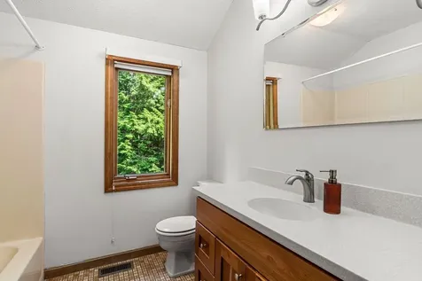 9 Pavillion Road Amherst NH 03031