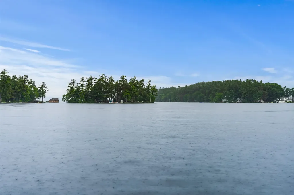 107 Cumberland Road Gilford NH 03249