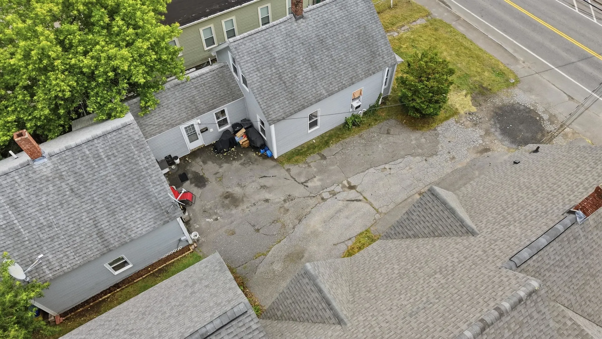 10 Birch Street Derry NH 03038