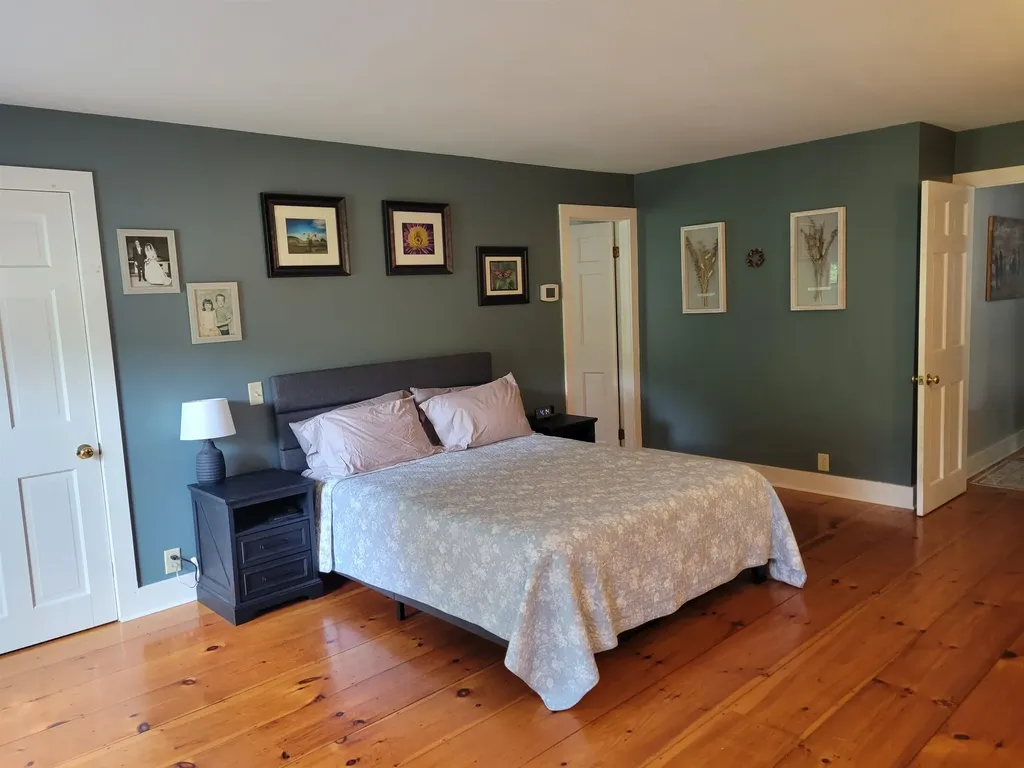 72 Old Northfield Road Hinsdale NH 03451