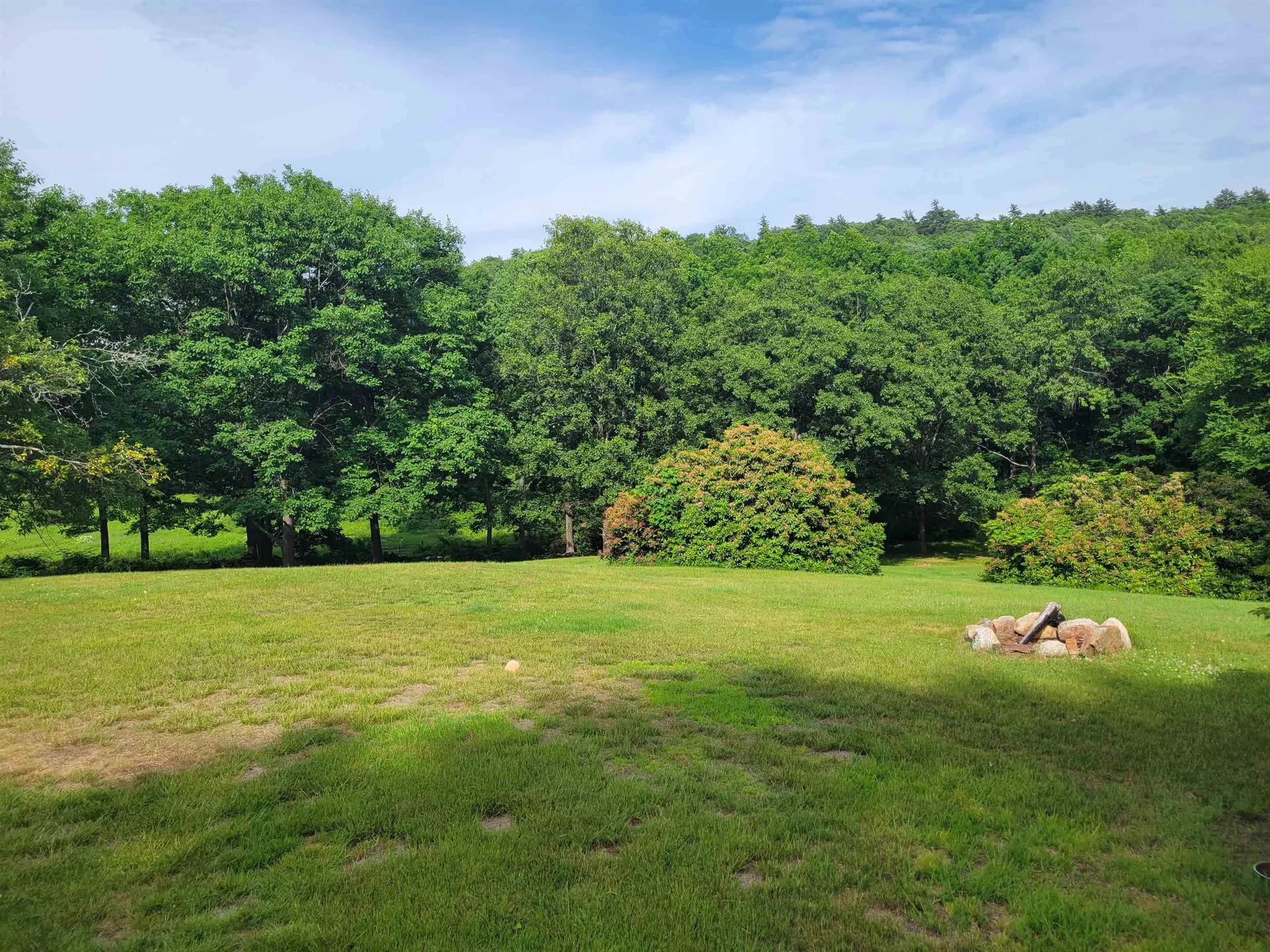 72 Old Northfield Road Hinsdale NH 03451