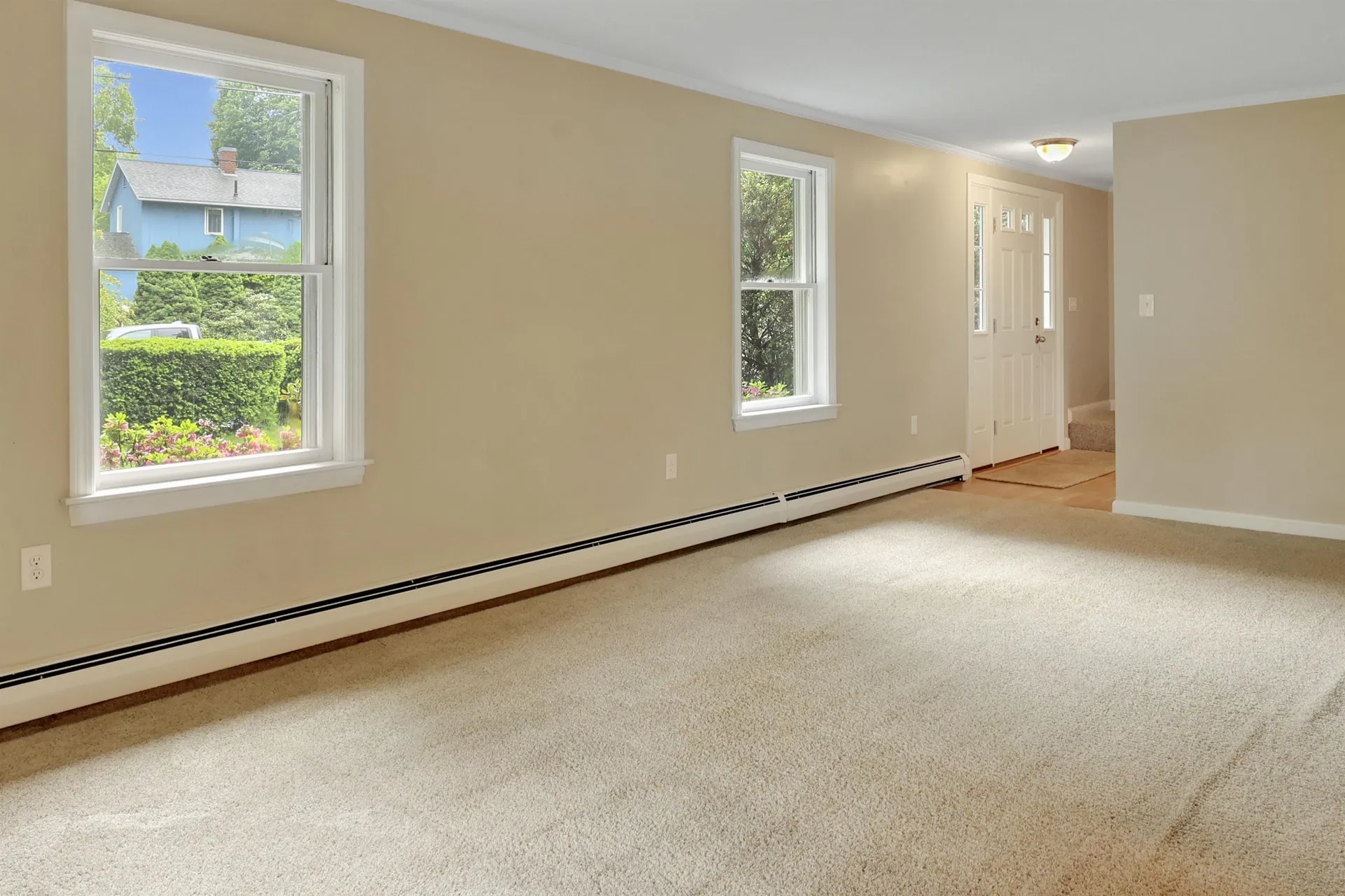 2 Queensway Circle Nashua NH 03062