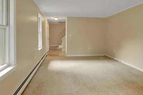 2 Queensway Circle Nashua NH 03062