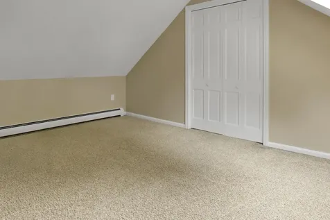 2 Queensway Circle Nashua NH 03062