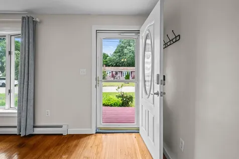 46 Coakley Road Portsmouth NH 03801