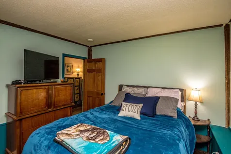 1014 West Side Road Conway NH 03818