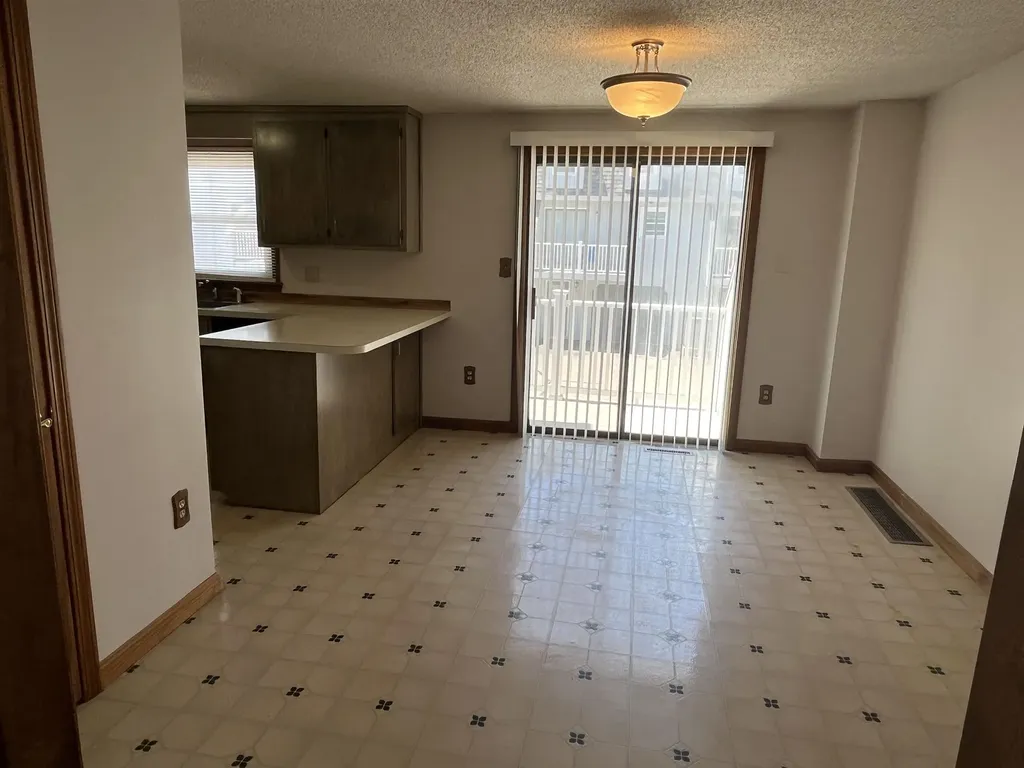 18 Bluestone Drive Nashua NH 03060