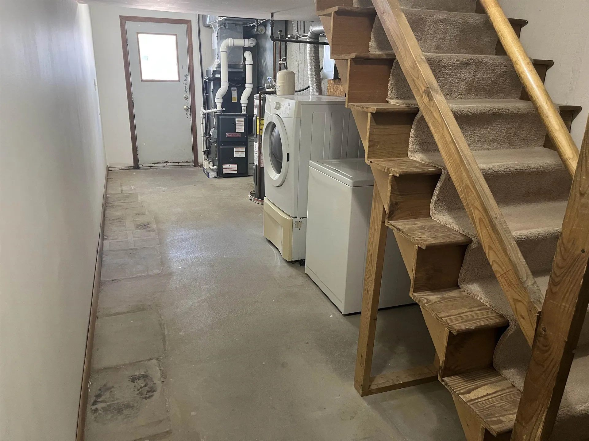 18 Bluestone Drive Nashua NH 03060