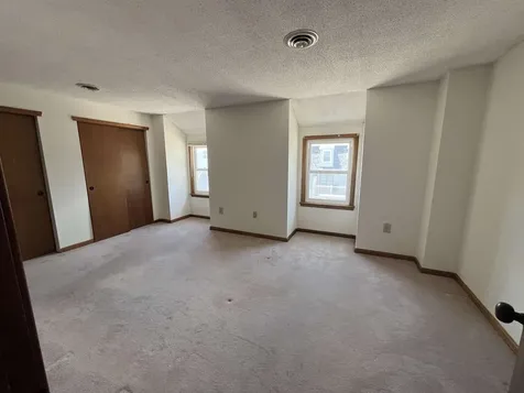 18 Bluestone Drive Nashua NH 03060