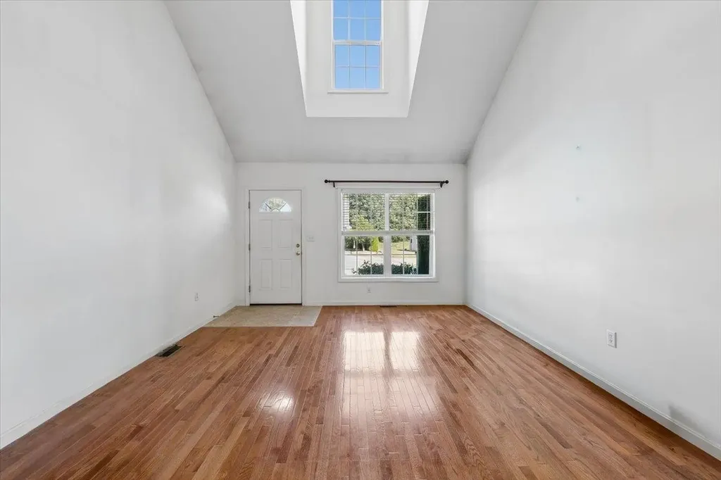 48 Brookview Road Windham NH 03087