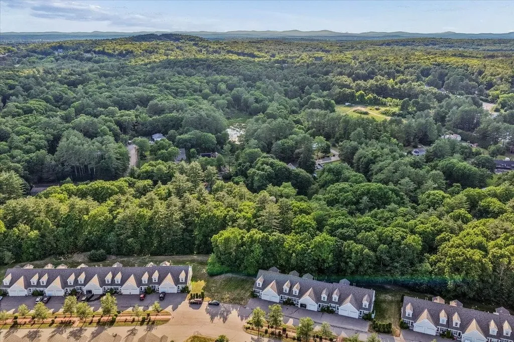 48 Brookview Road Windham NH 03087