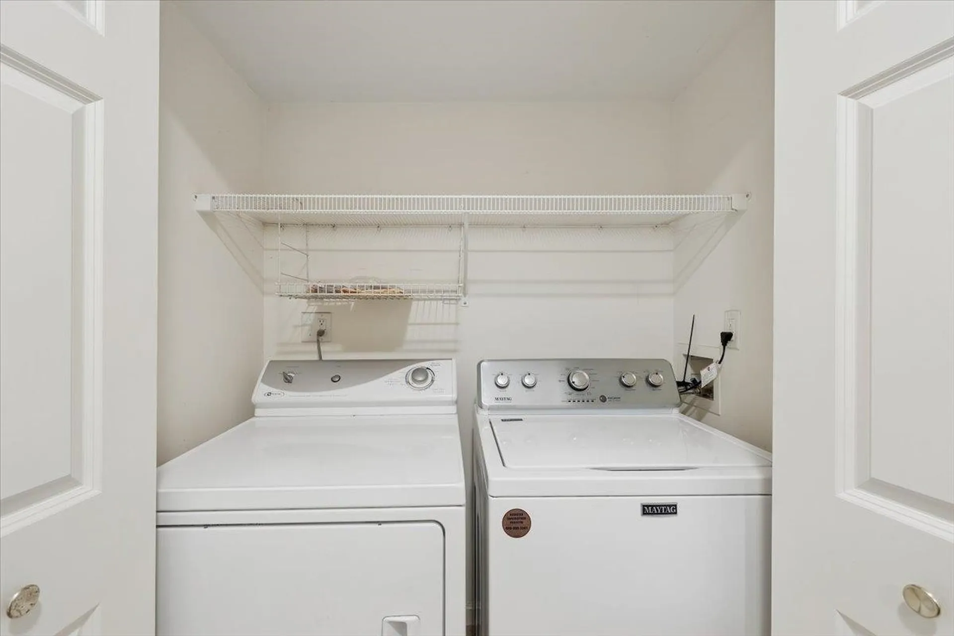 48 Brookview Road Windham NH 03087