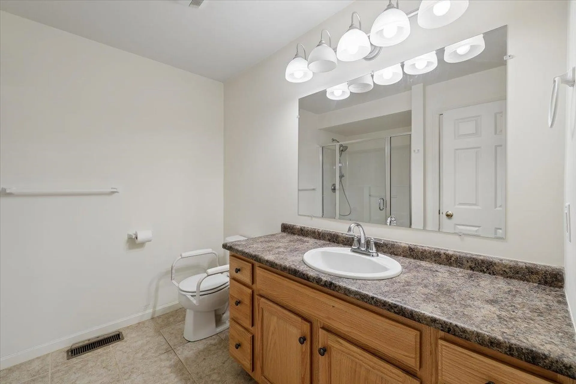 48 Brookview Road Windham NH 03087