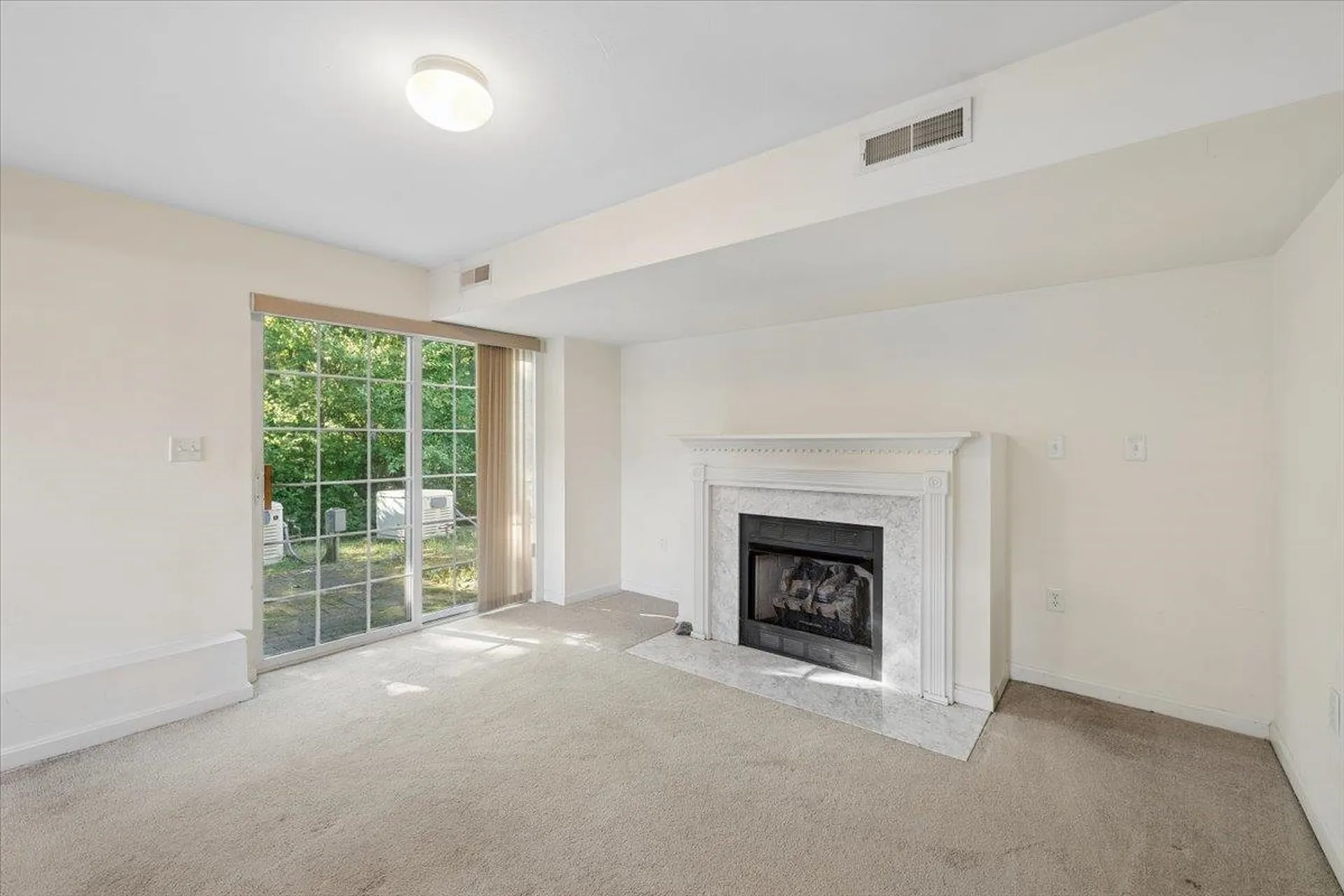 48 Brookview Road Windham NH 03087