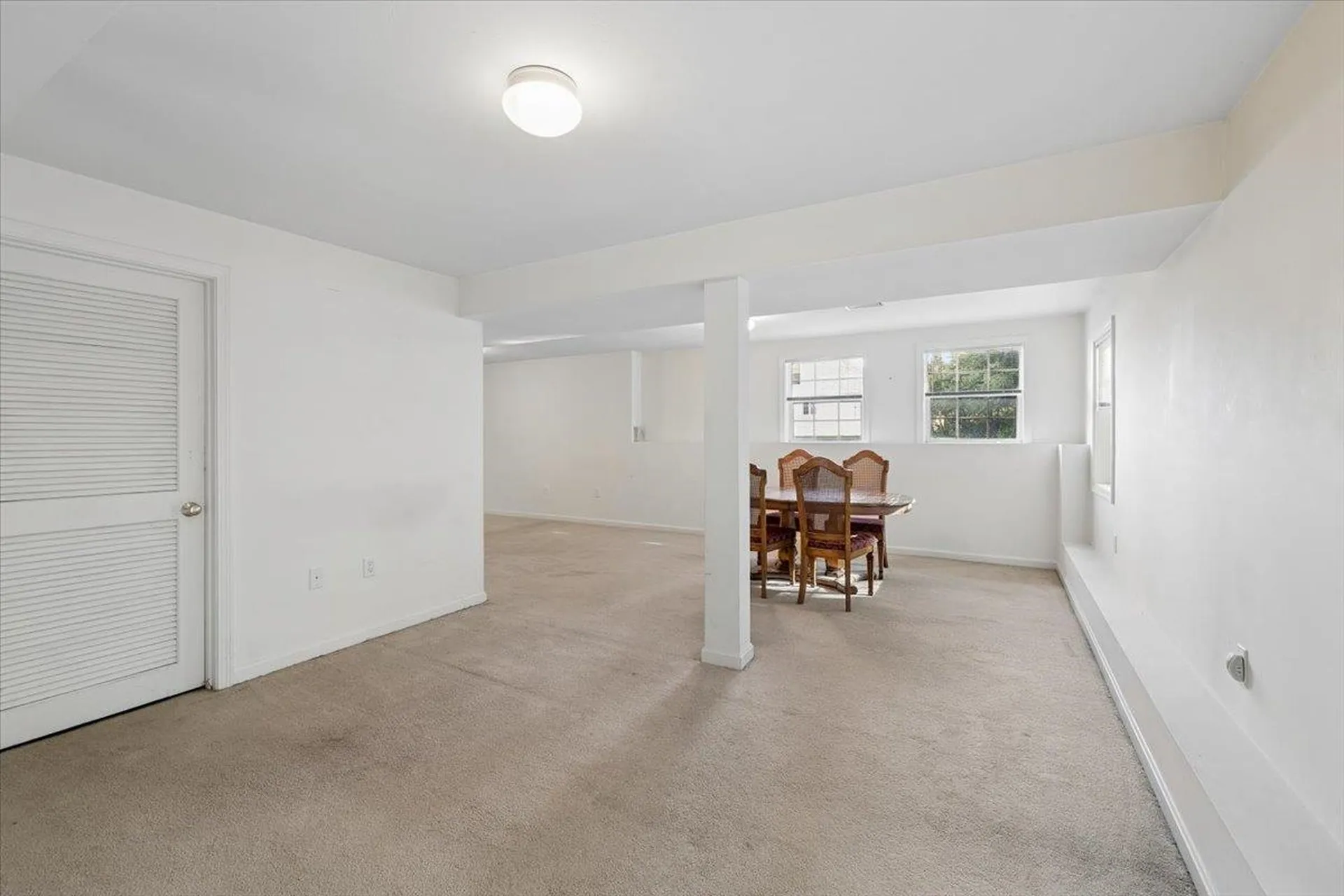 48 Brookview Road Windham NH 03087