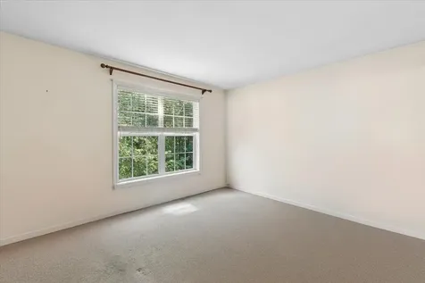 48 Brookview Road Windham NH 03087