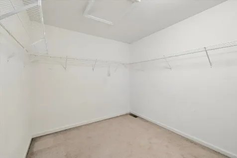 48 Brookview Road Windham NH 03087