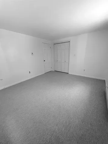 21 Folly Mill Terrace Seabrook NH 03874