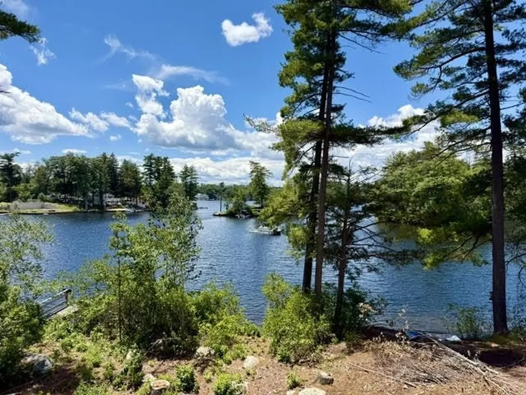 10D Chase Island Road Atkinson NH 03811