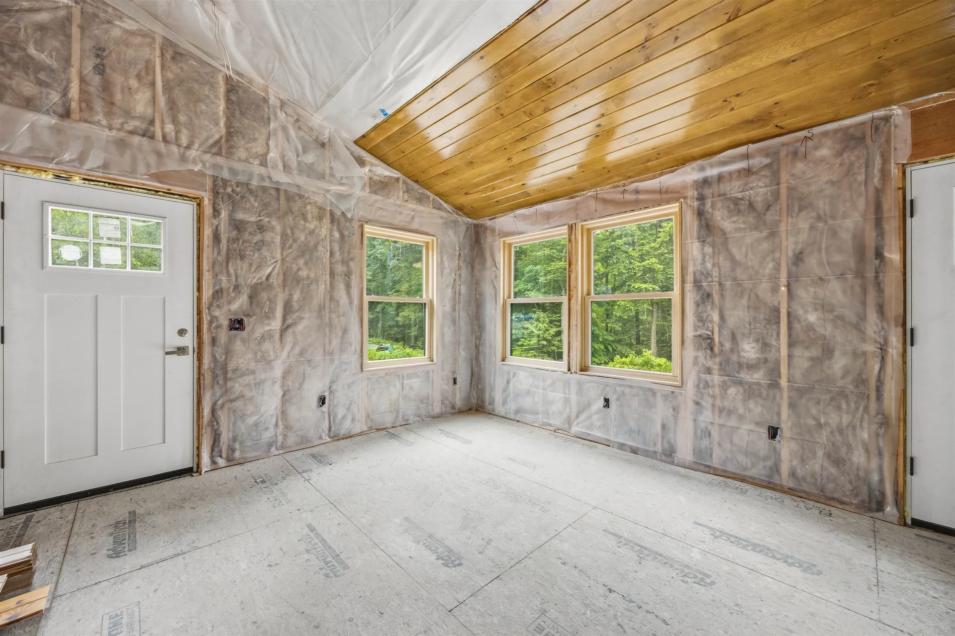89 Hemlock Lane Danbury NH 03230