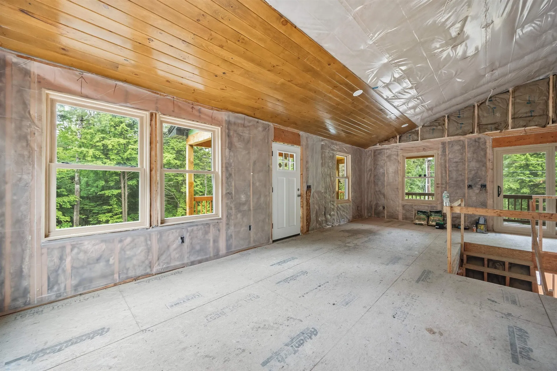 89 Hemlock Lane Danbury NH 03230