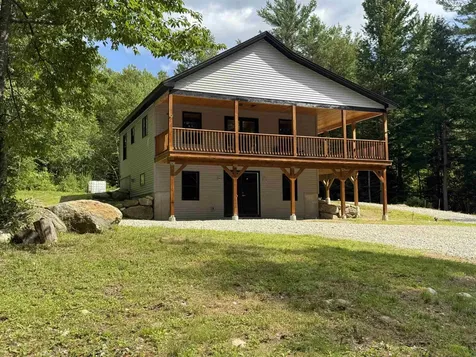 89 Hemlock Lane Danbury NH 03230