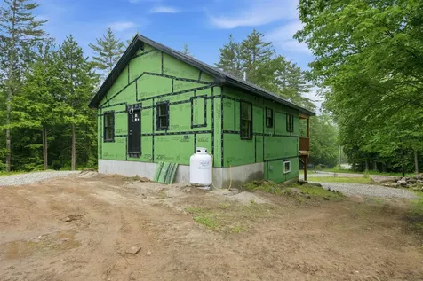 89 Hemlock Lane Danbury NH 03230