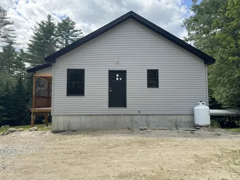 89 Hemlock Lane Danbury NH 03230