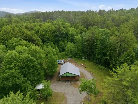 89 Hemlock Lane Danbury NH 03230