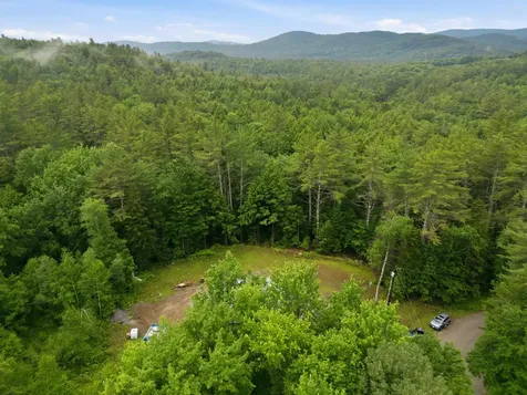 89 Hemlock Lane Danbury NH 03230
